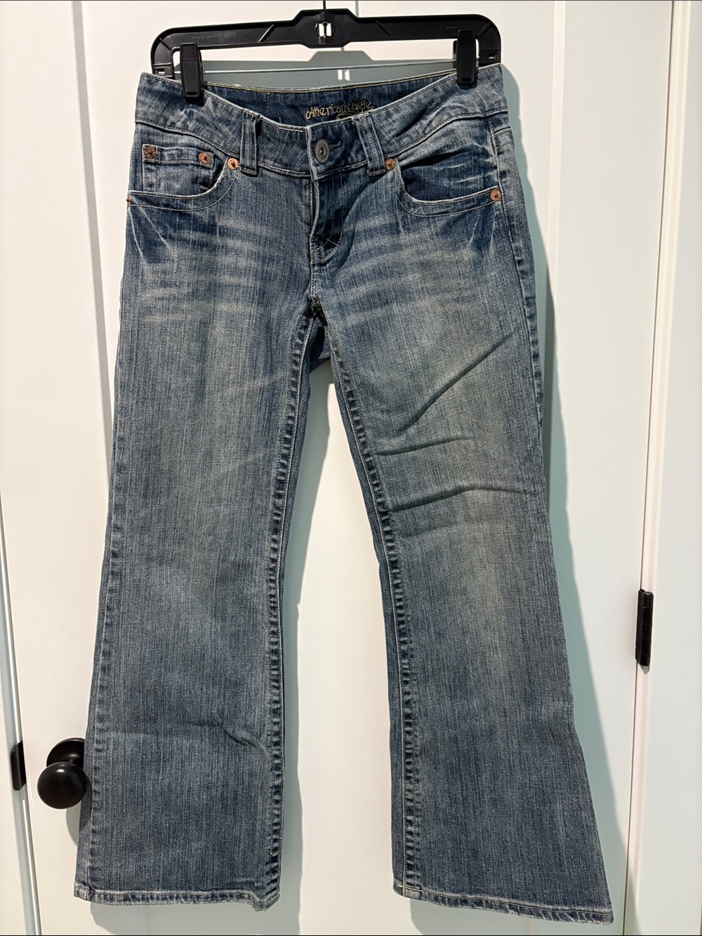 American Eagle Outfitters Boyfriend Jeans Size 6 SHORT